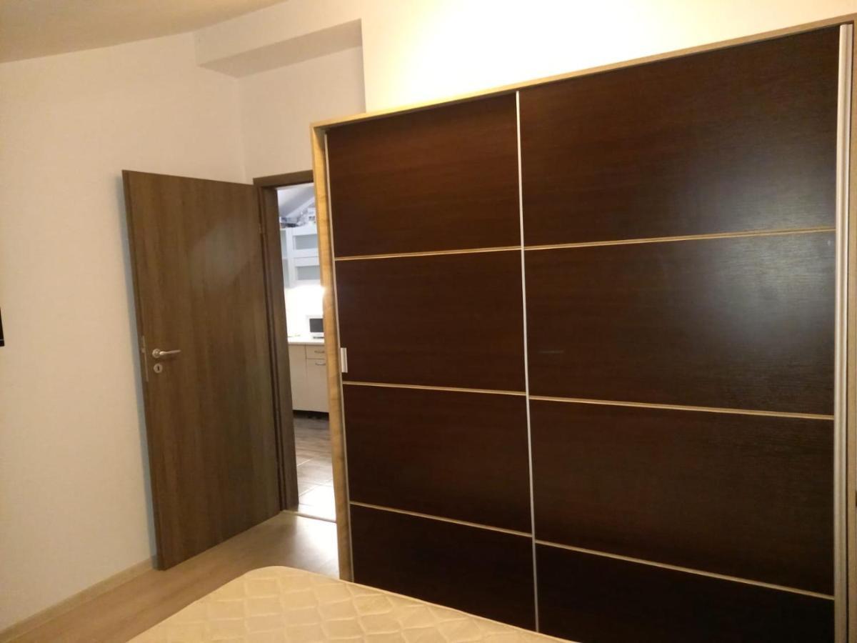 Apartament 2 Camere Chiajna ภายนอก รูปภาพ