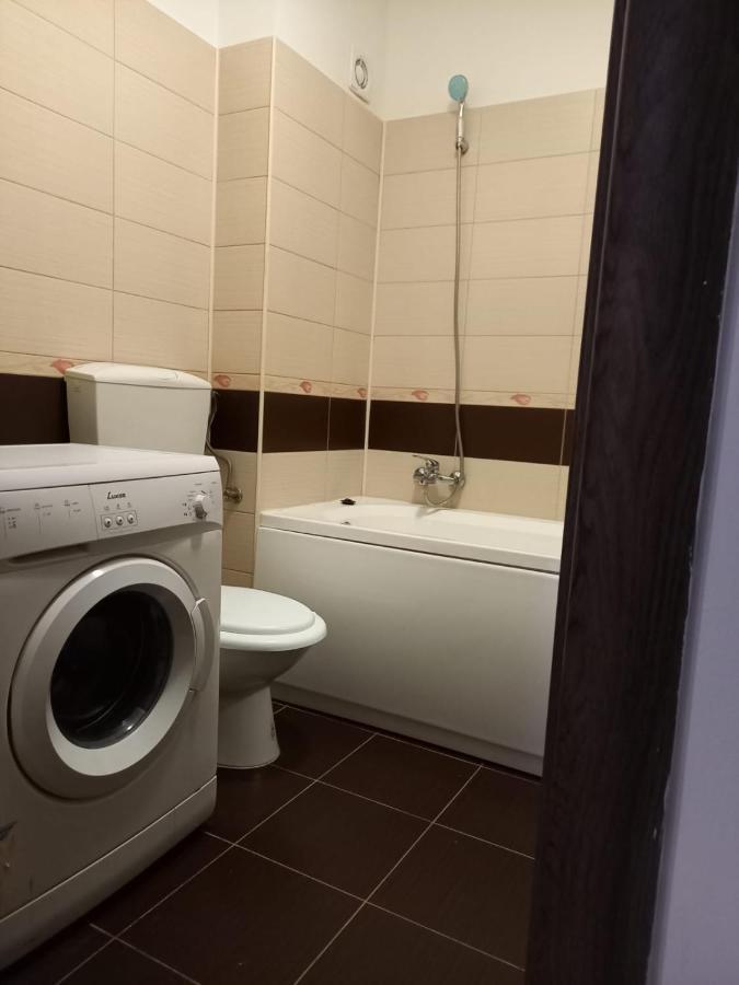 Apartament 2 Camere Chiajna ภายนอก รูปภาพ