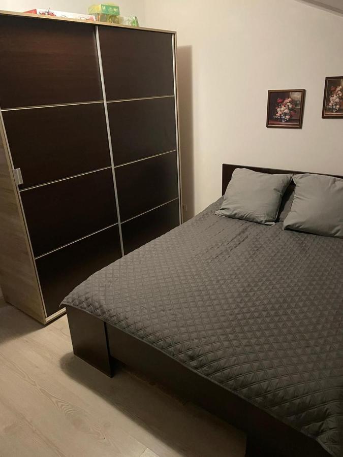 Apartament 2 Camere Chiajna ภายนอก รูปภาพ